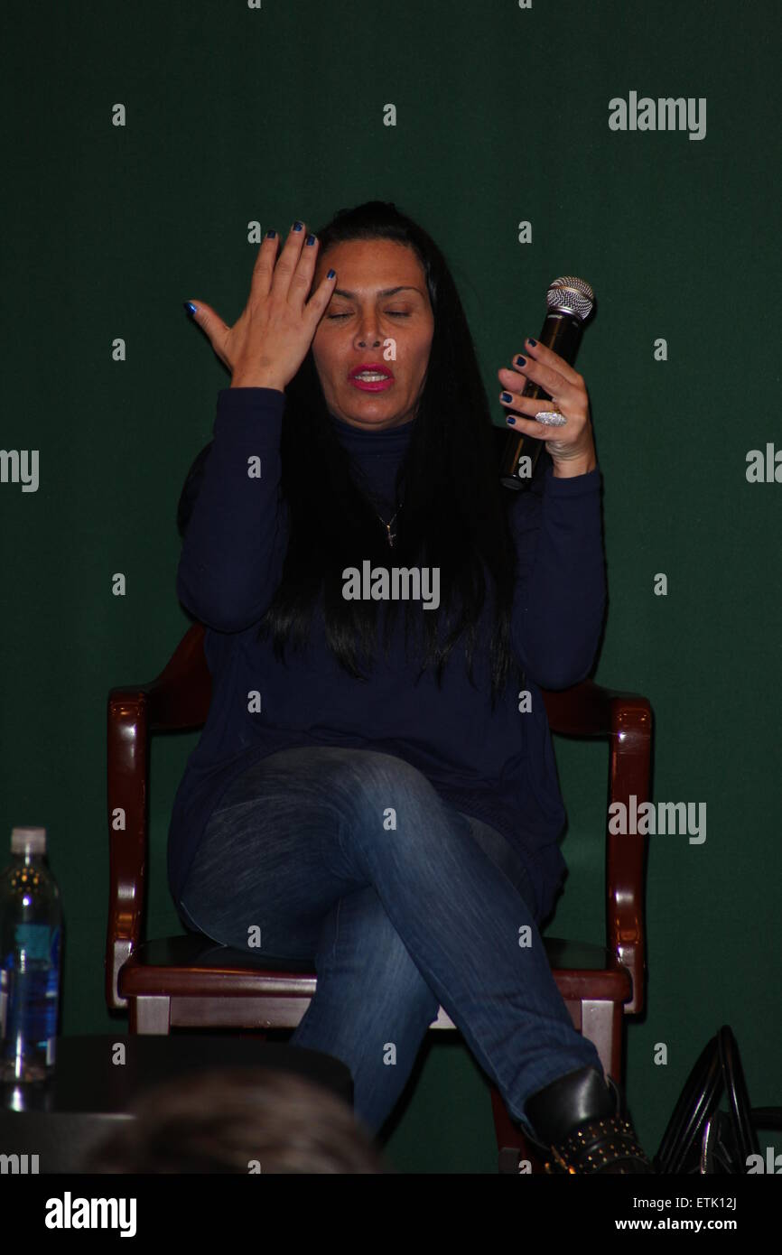 The Mob Wives At Barnes Noble Tribeca Featuring Renee