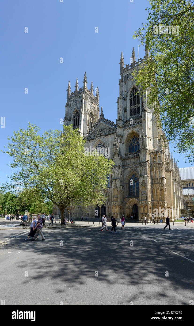 York Minster West Front viewed from the junction of Duncombe Place and  High Petergate Stock Photo