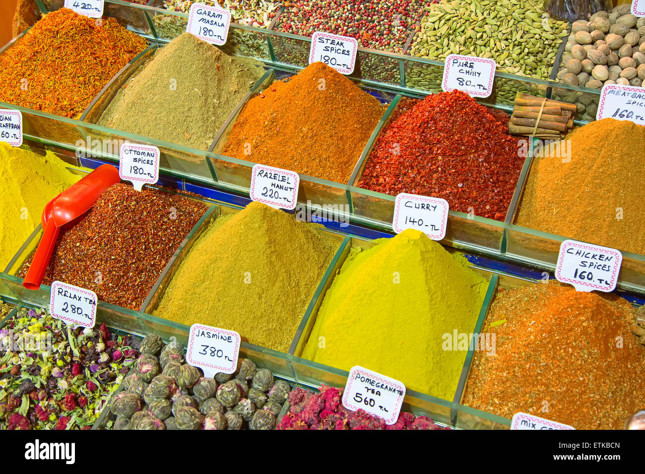 Spices and teas on the Egyptian market in Istanbul Stock Photo Alamy