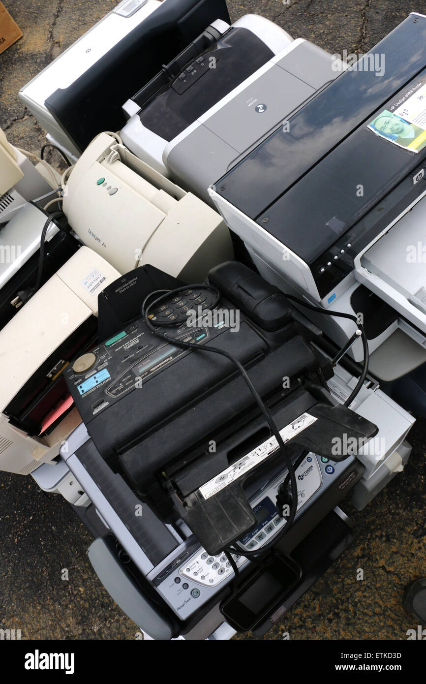 Electronics recycle hi-res stock photography and images - Alamy