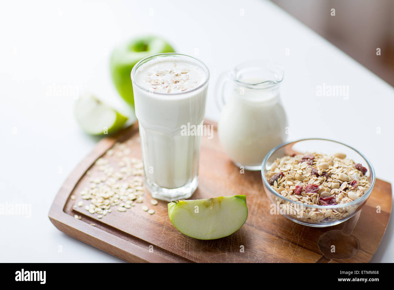 Гречка для похудения. Кефир домашний. Полдник. Кефир с огурцом и зеленью. Смузи с отрубями.