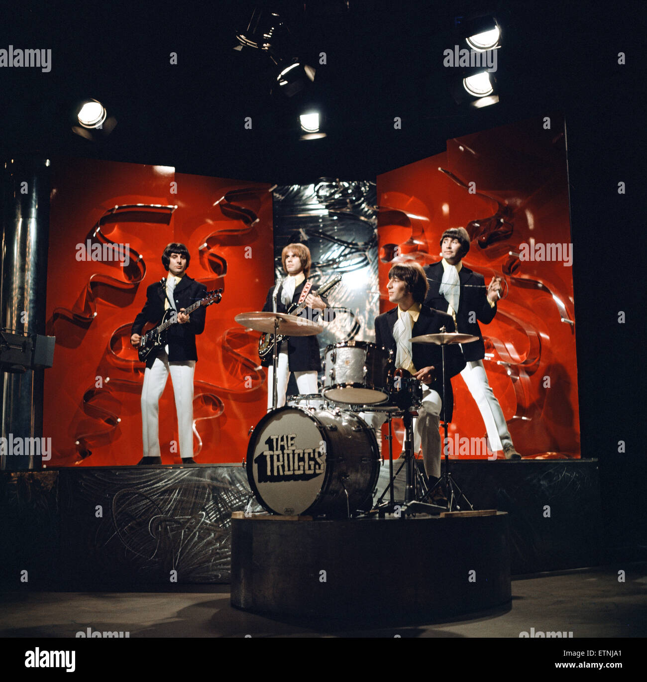 Ronnie bond hi-res stock photography and images - Alamy