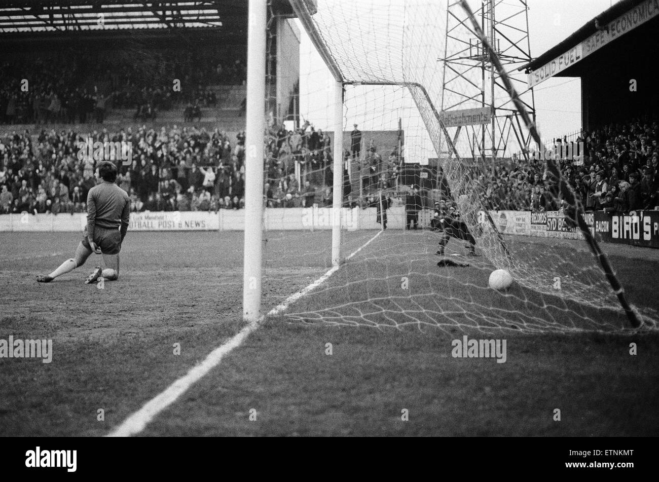 Mansfield 1-1 Aston Villa, League Three match at Field Mill, Monday 24th April 1972. Aston Villa, earn point they required for automatic promotion. Stock Photo