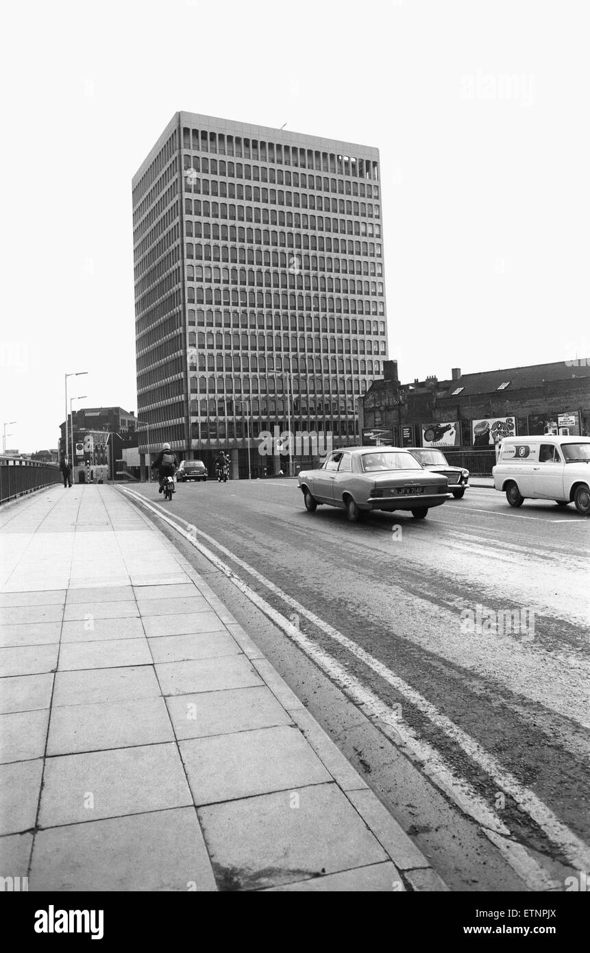 ES & A Robinson's Headquarters and Bristol's first skyscraper at One Redcliffe Street, Bristol 30th October 1967 Stock Photo