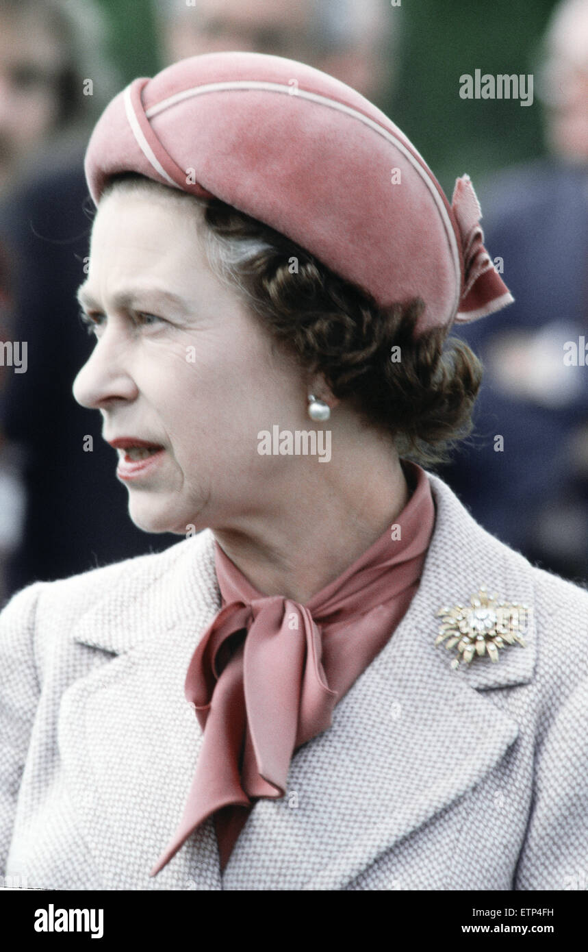 Royal Tour  of Australasia by Queen Elizabeth II and Prince Philip, Duke of Edinburgh. They flew out from London to New Zealand where they stayed  from the 12th to the  20th October 1981 before gong on to Australia for one day and ending in Sri Lanka from 21st to 25th October. Here Queen Elizabeth II is pictured during the tour. October 1981. Stock Photo