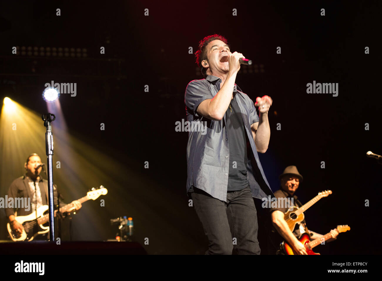 Pat monahan train singer hi-res stock photography and images - Alamy