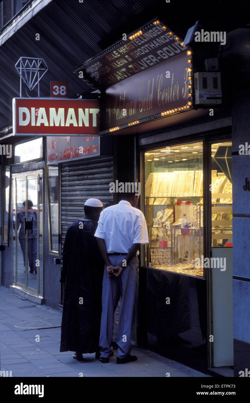 BEL, Belgium, Antwerp, shop window of a diamond dealer at the Jewish district. BEL, Belgien