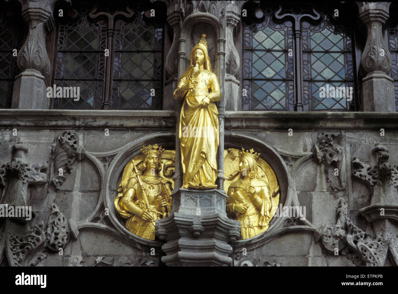 BEL, Belgium, Bruges, figure at the Basilica of the Holy Blood at the Burg.  BEL, Belgien, Bruegge, Figur an der Basilika vom He Stock Photo