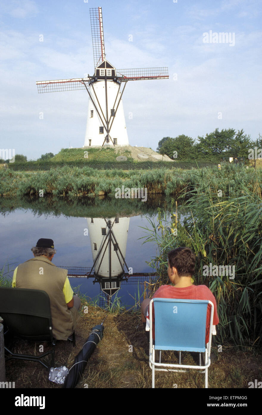 BEL, Belgium, Westflanders, Damme, windmill at the canal of Damme  BEL, Belgien, Westflandern, Damme, Windmuehle am Kanal von Da Stock Photo