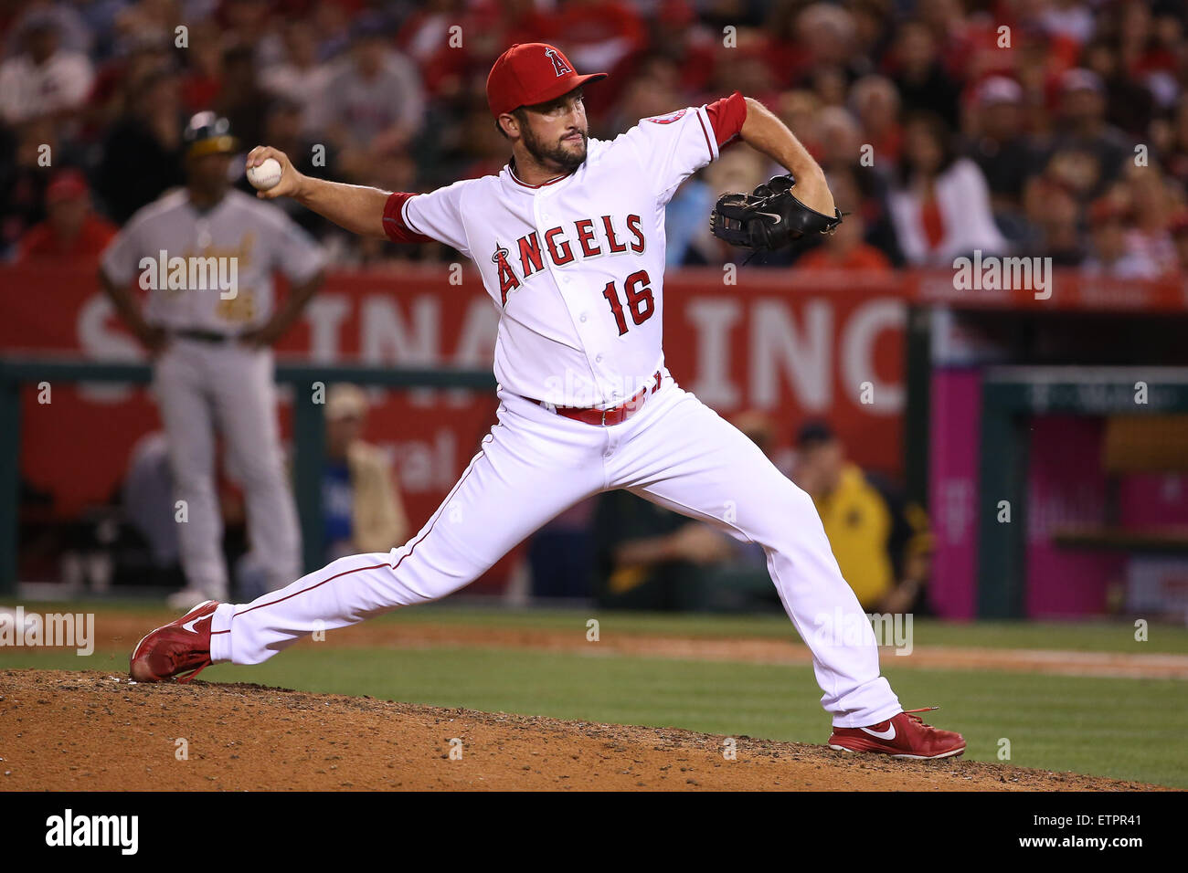 Huston Street thinks he'd look good in Angels uniform - Los Angeles Times