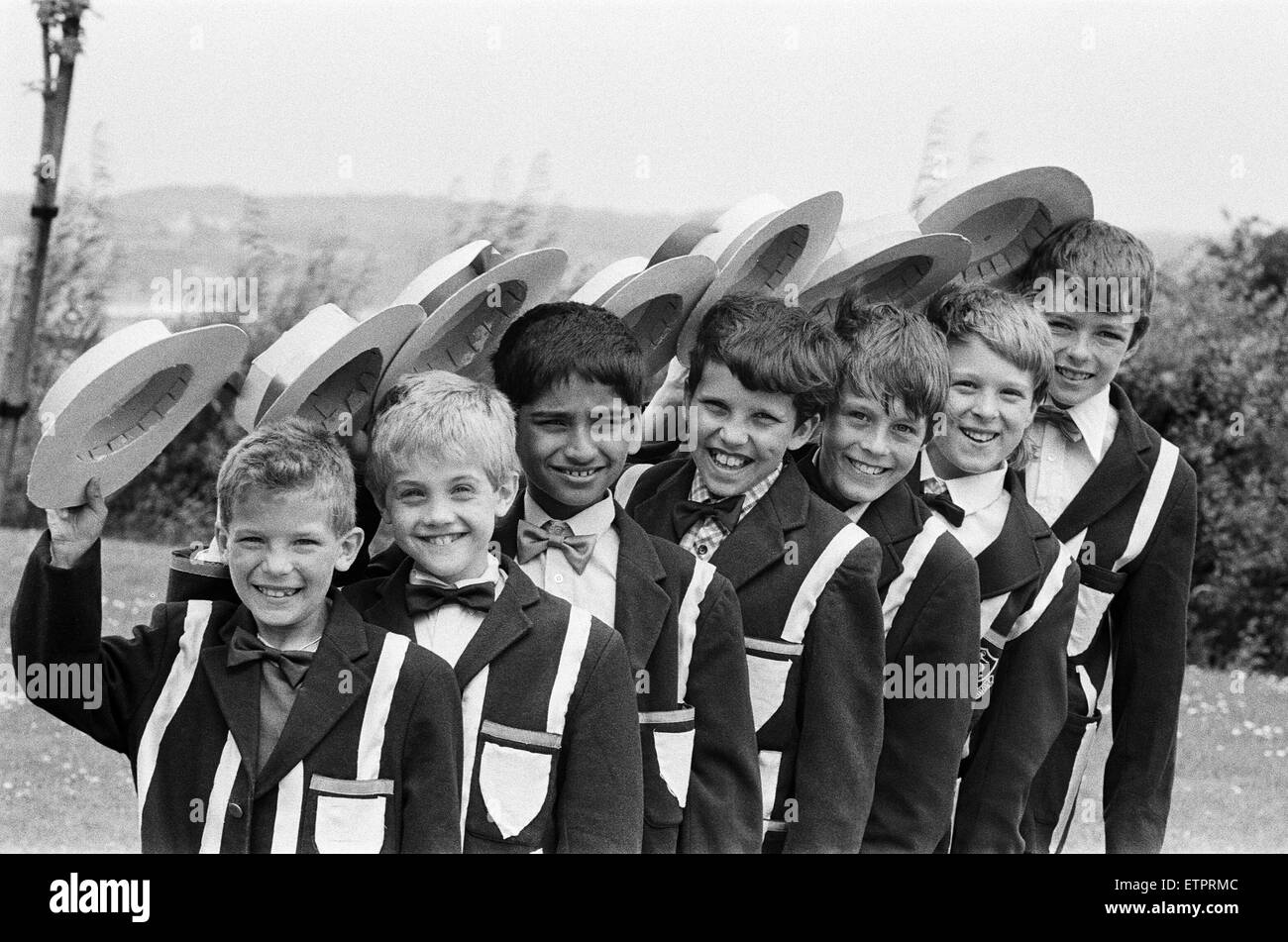 Putting on the style are these Stile Common Junior School pupils who took part in an evening of music, melodrama and mirth. From left are Scott Miller, James Scholes, Tahir Khan, Nigel Senior, Darren Haywood, Karl Ridsdale and Daniel Bullock. 14th July 19 Stock Photo