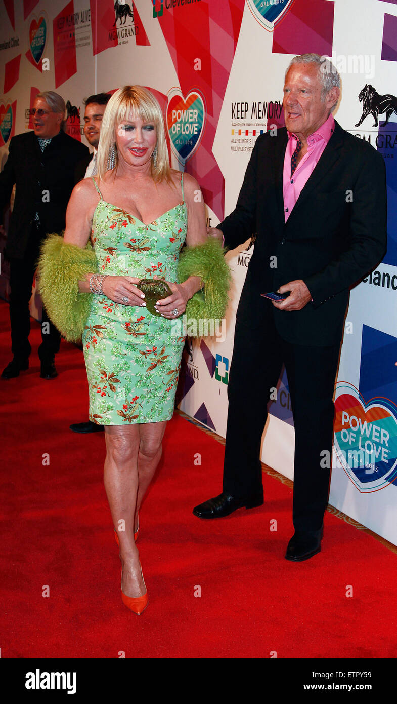 Suzanne Sommers High Resolution Stock Photography and Images - Alamy