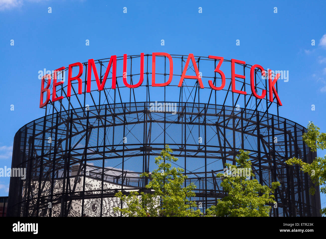 Europa, Deutschland, Nordrhein-Westfalen, Ruhrgebiet, Bochum, Szeneviertel Bermudadreieck, Kortumstrasse, Ausgehviertel mit zahl Stock Photo