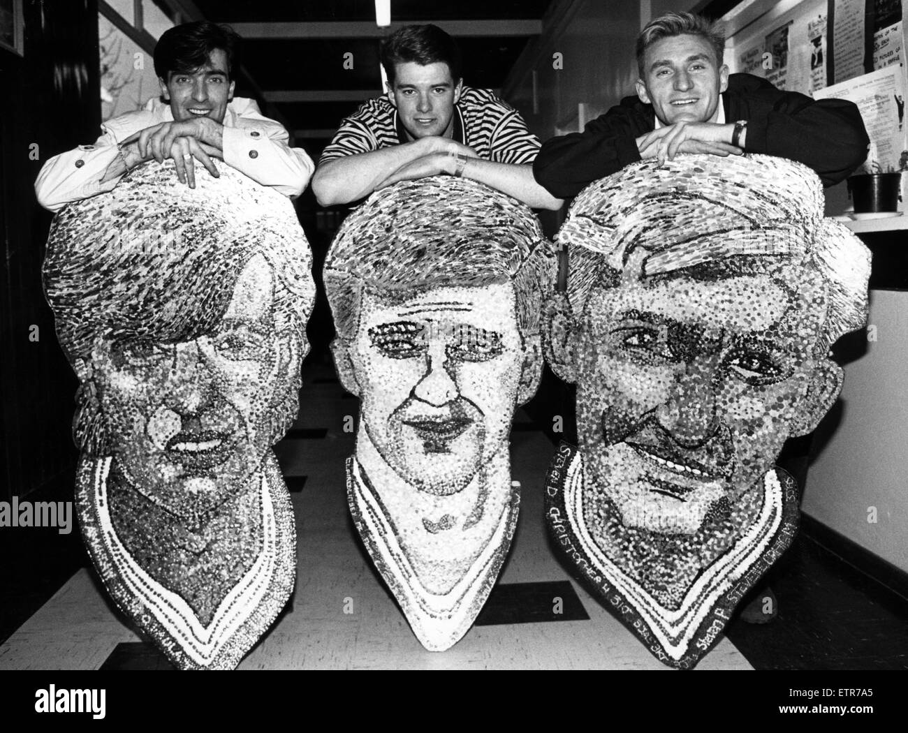 Pupils at Keldholme School have scored with three unusual  paintings of Boro stars. It was enough to bring the three players, Bernie Slaven, Gary Pallister and Tony Mowbray to the school to autograph the finished work. 6th January 1989. Stock Photo