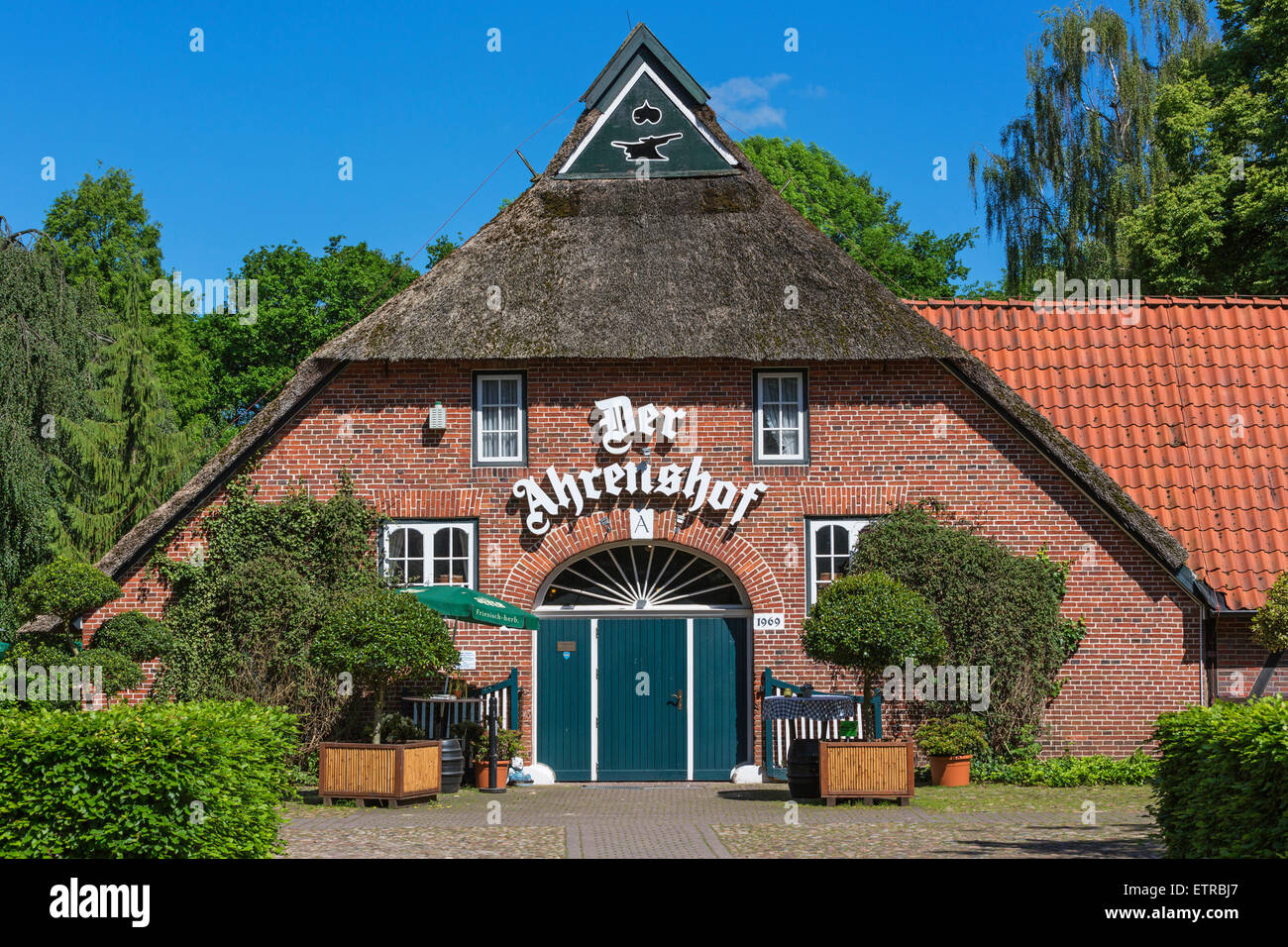 Der Ahrenshof Gmbh Co Kg