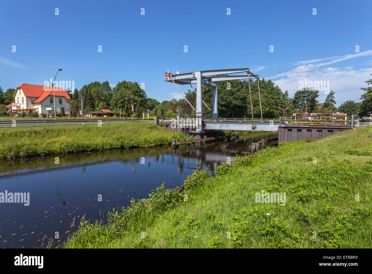 Railway bridge, Elisabethfehnkanal, Elisabethfehn, Barßel, Lower Saxony, Germany, Stock Photo