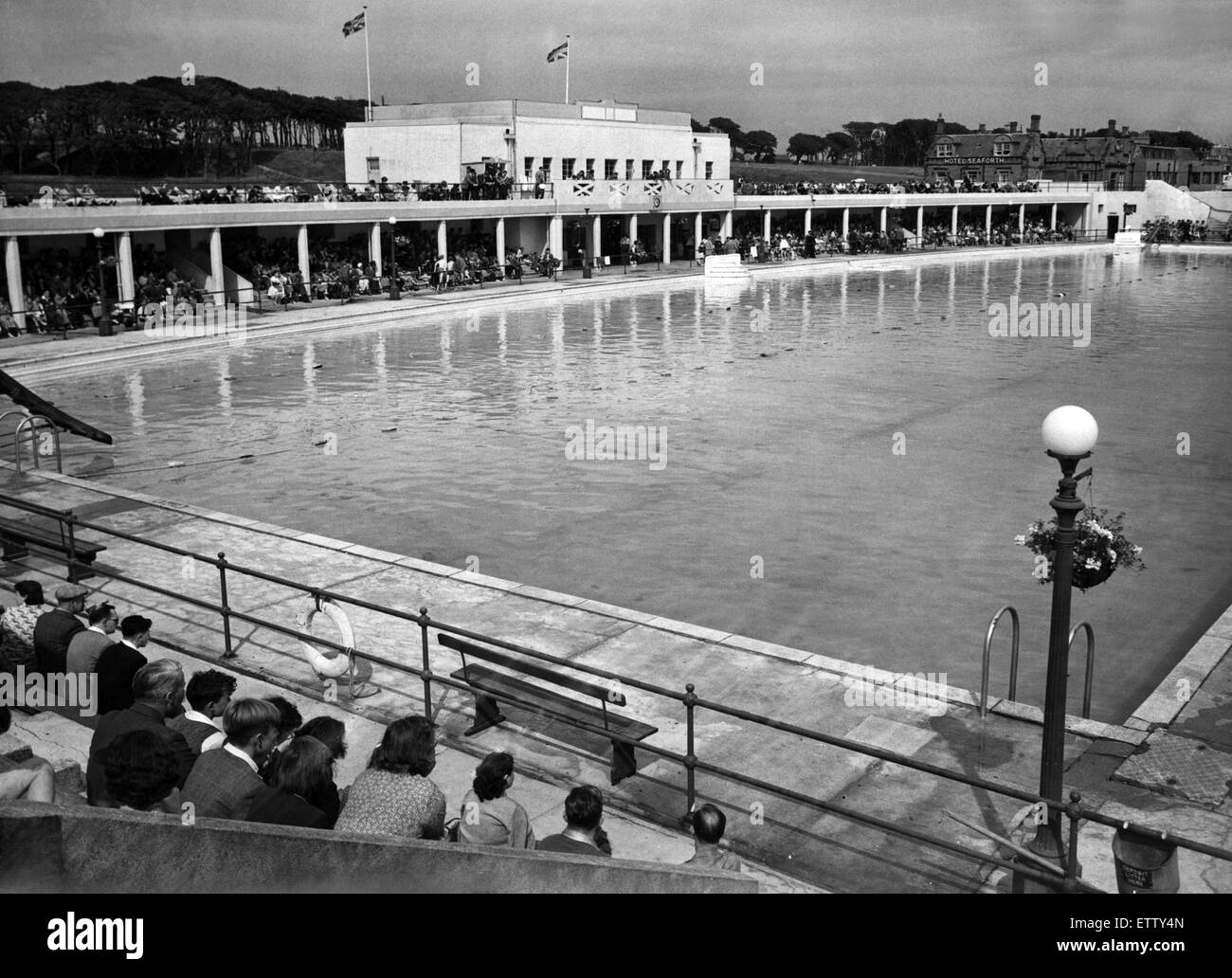 General view of Arbroath Swimming pool in Angus, Scotland. August 1951  Stock Photo - Alamy