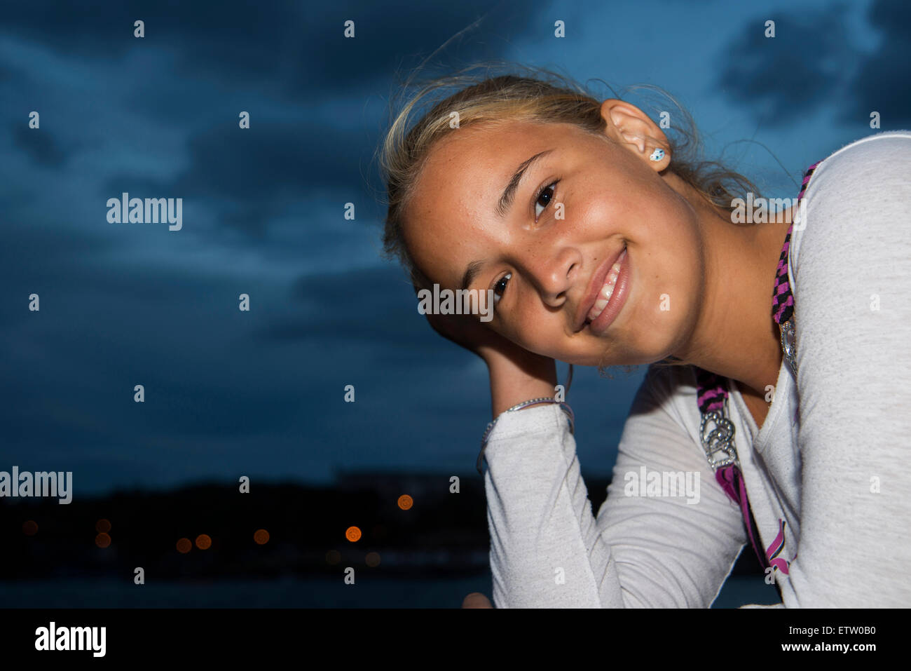 Latin american women portraits hi-res stock photography and images - Alamy