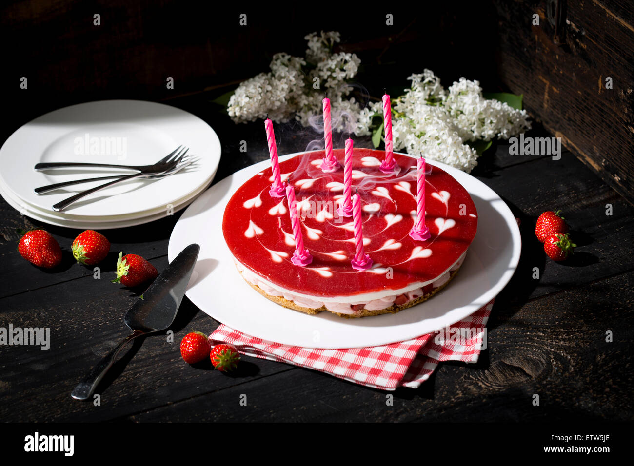 Birthday cake strawberry hi-res stock photography and images - Alamy