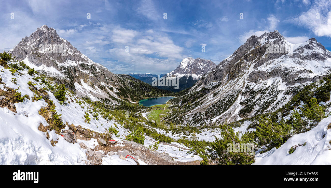 Austria, Tyrol, View to Lake  Seebensee with Wetterstein Mountains, Plattspitzen, Zugspitze Massif Stock Photo