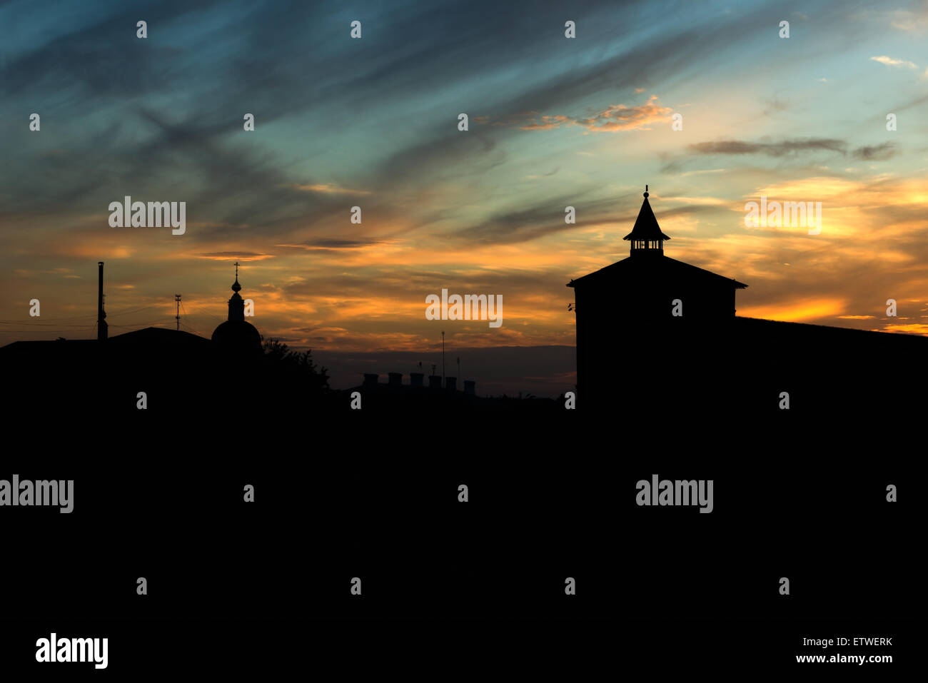 silhouette of the old town and the fortress tower at sunset on a sky background. Kolomna - ancient Russian city Stock Photo