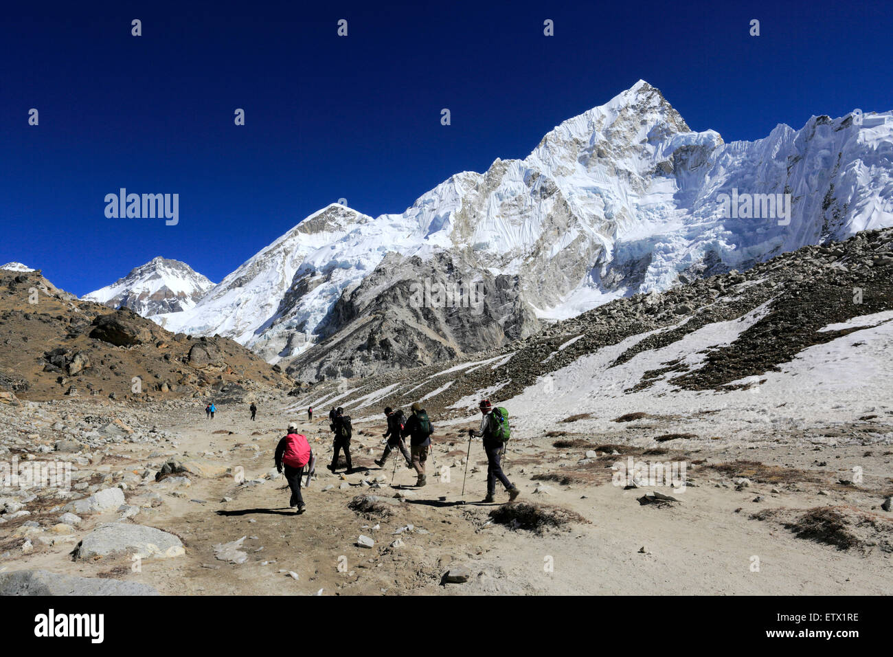 Trekkers walking along the Lobuche Pass, Everest base camp trek, UNESCO World Heritage Site, Sagarmatha National Park, Stock Photo