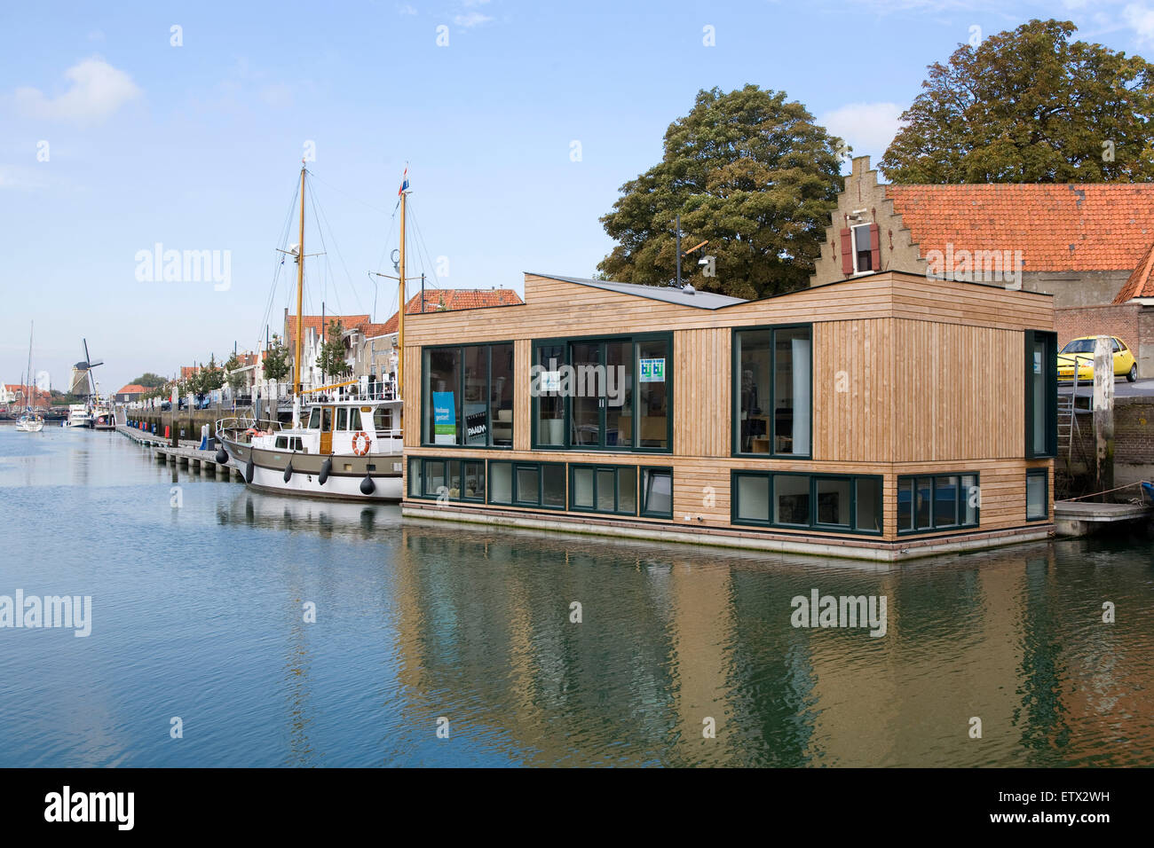 Europe, Netherlands, Zeeland, flood protected amphibian house at the harbor in Zierikzee on the peninsula Schouwen-Duiveland.  E Stock Photo