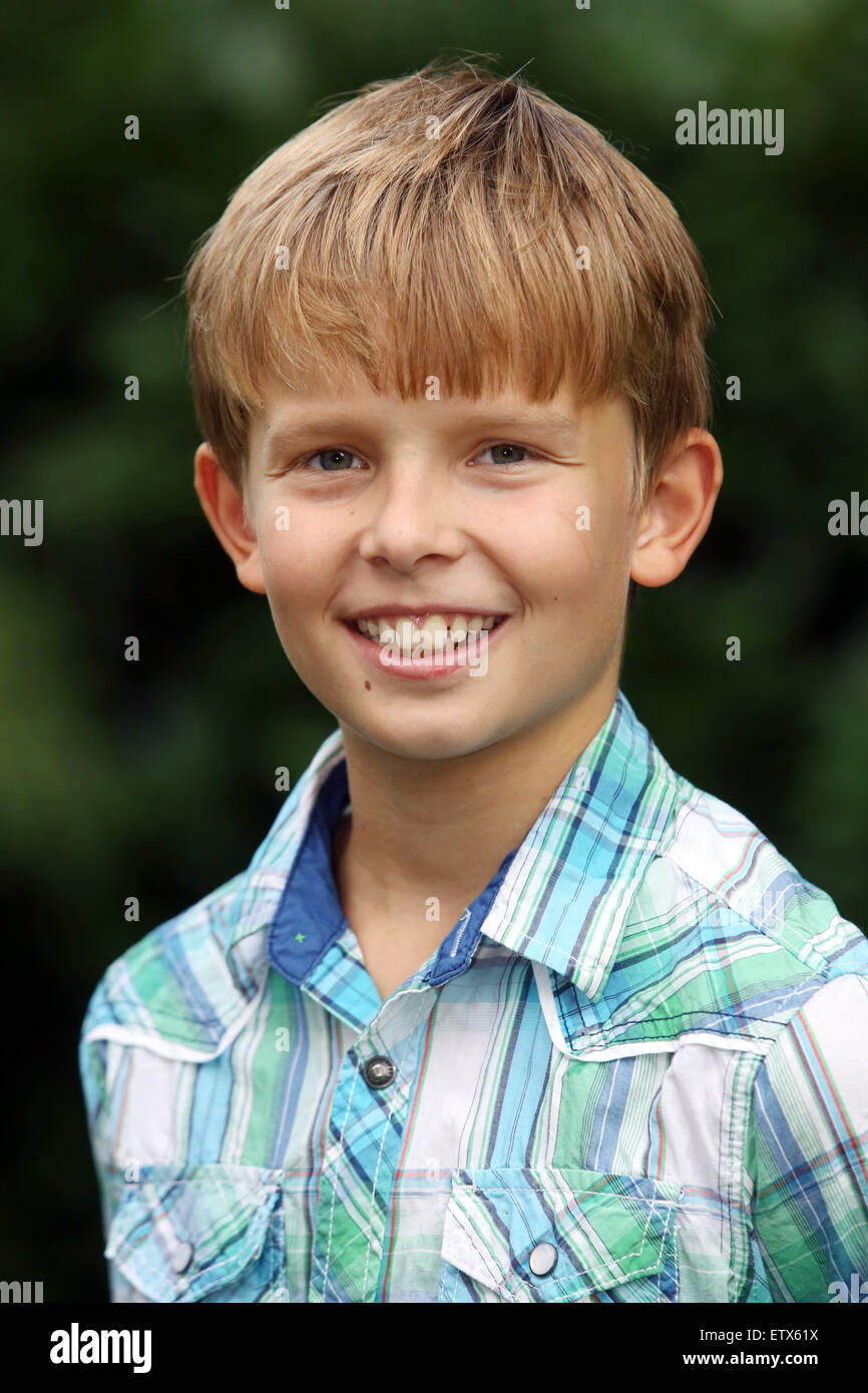 Boy germany. Jacob rrot. Немецкий человечек. German boy 1990. Boy germany.