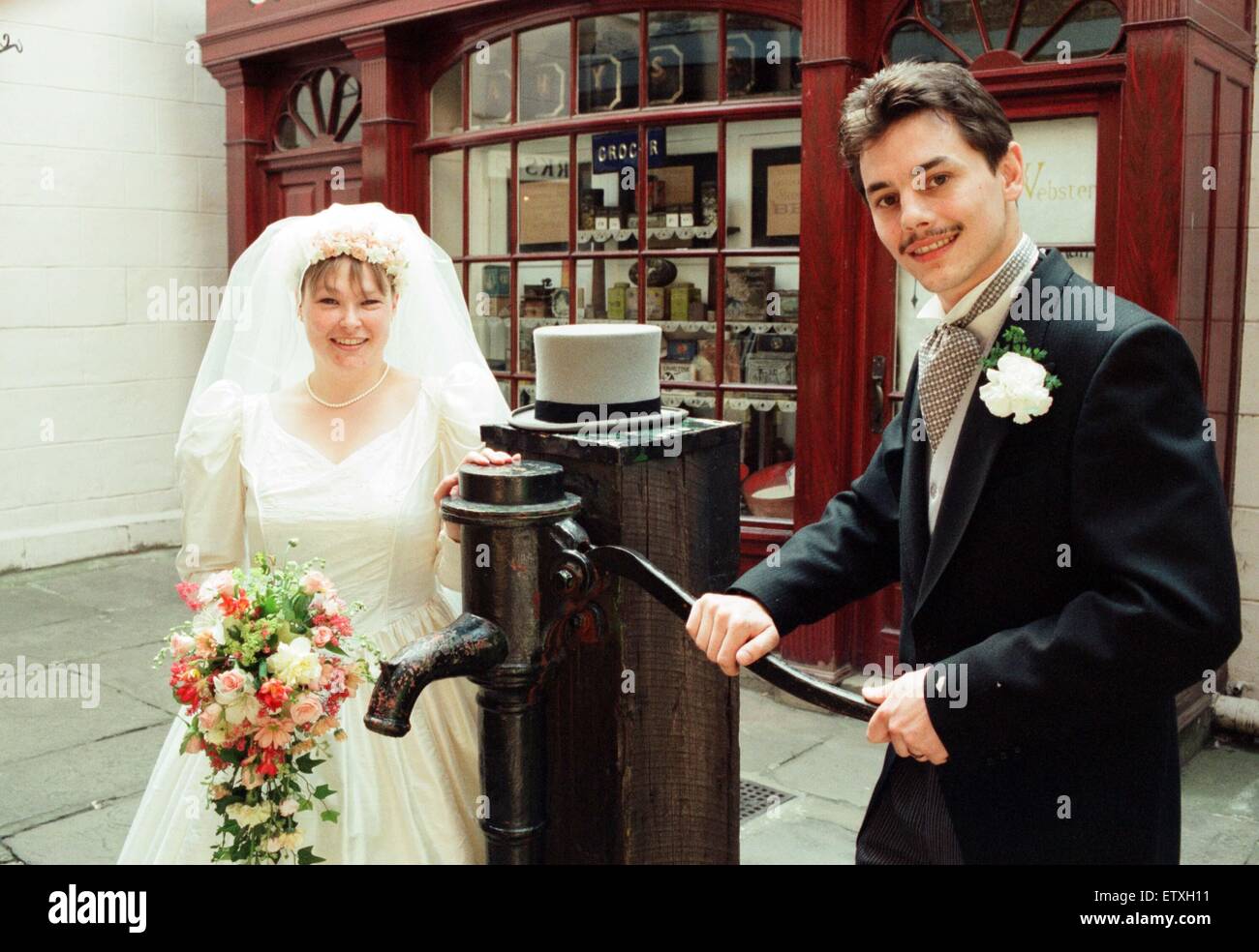 Wedding reception held hi-res stock photography and images - Alamy, image size:1300x984