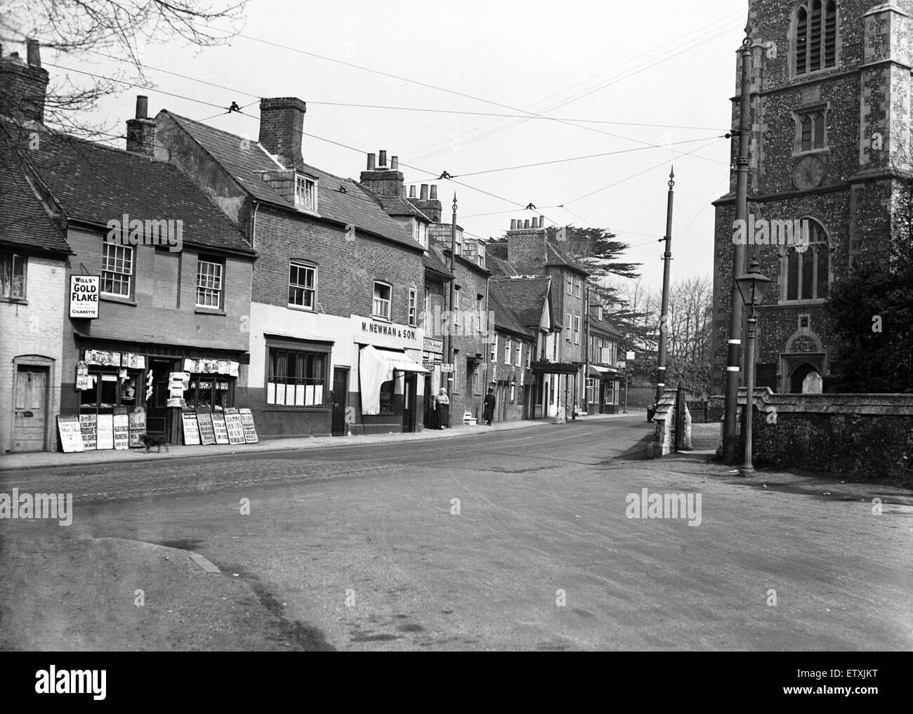 Hillingdon village, Vine Lane junction, London. 14th April 1930 Stock Photo