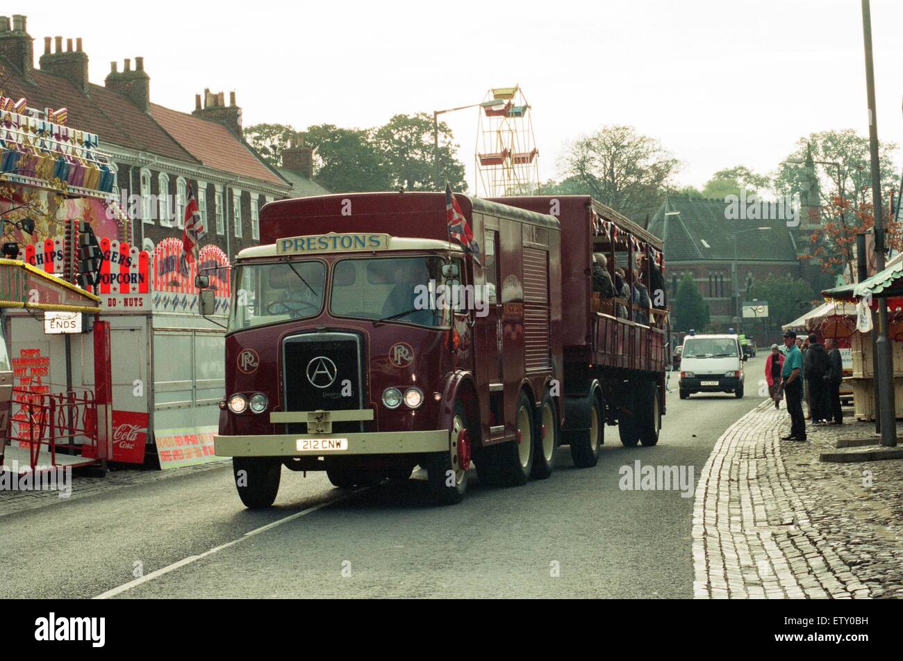 The annual Riding the Fair procession sets off from Yarm Town Hall. 23rd October 1993. Stock Photo