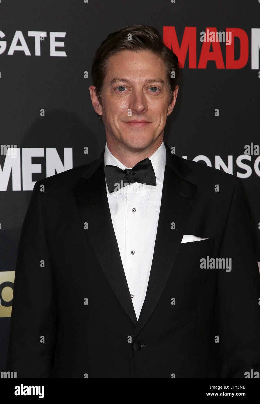 AMC Celebrates The Mad Men 7 Episodes Of "Mad Men" With The Black & Red