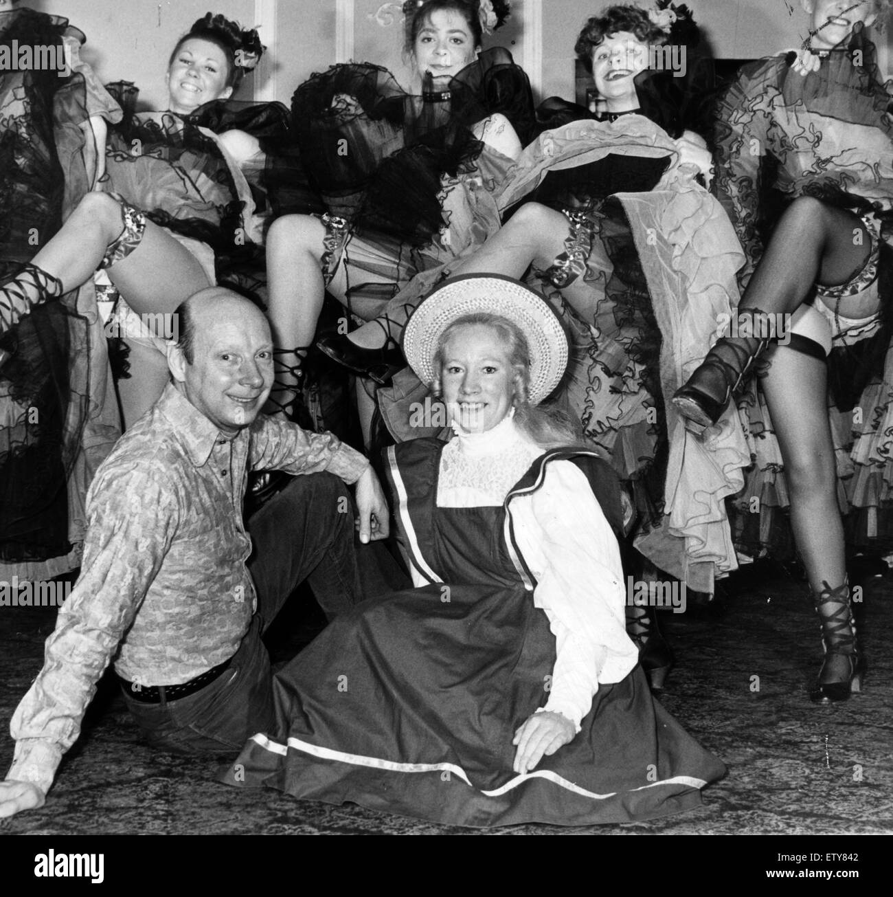 Gigi the musical, by Lerner and Loewe, to be performed by amateur group, the Theatre Guild, at the Kings Theatre, Glasgow, Scotland, pictured 6th November 1978. Gigi, has a cast of 76, including star Amanda Donald, seen her with jproducer Billy Love. Stock Photo