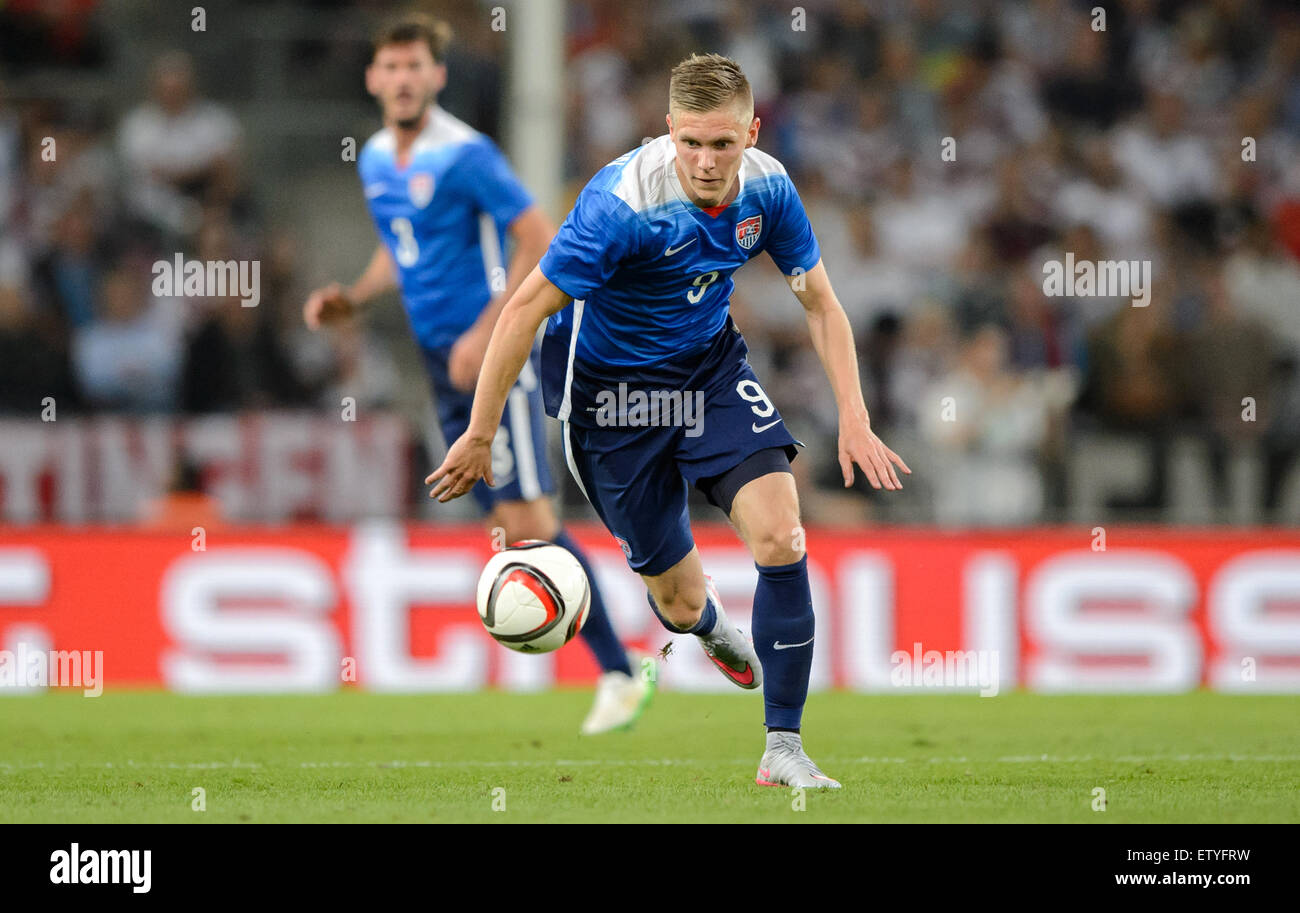 Cologne, Germany. 10th June, 2015. Aron Johannsson of the USA in action during the international friendly soccer match between Germany and the USA at RheinEnergieStadion in Cologne, Germany, 10 June 2015. The USA won the match 2-1. Photo: Thomas Eisenhuth/dpa - NO WIRE SERVICE -/dpa/Alamy Live News Stock Photo