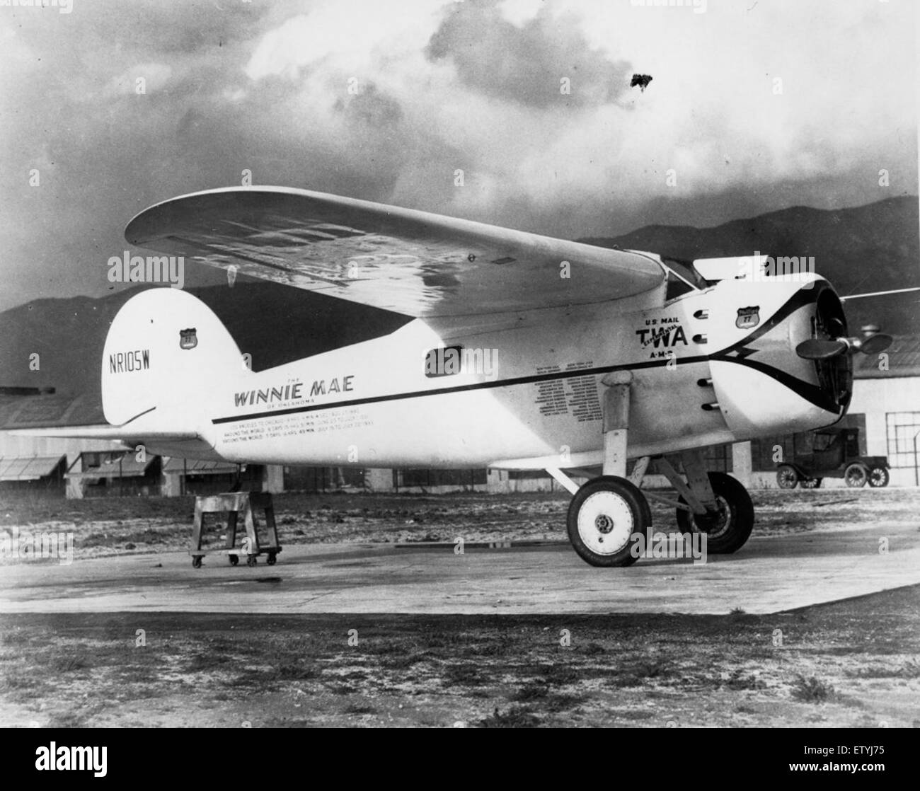 Lockheed Vega cn 122 NR105W -Winnie Mae- 1935 [mfr via Stock Photo