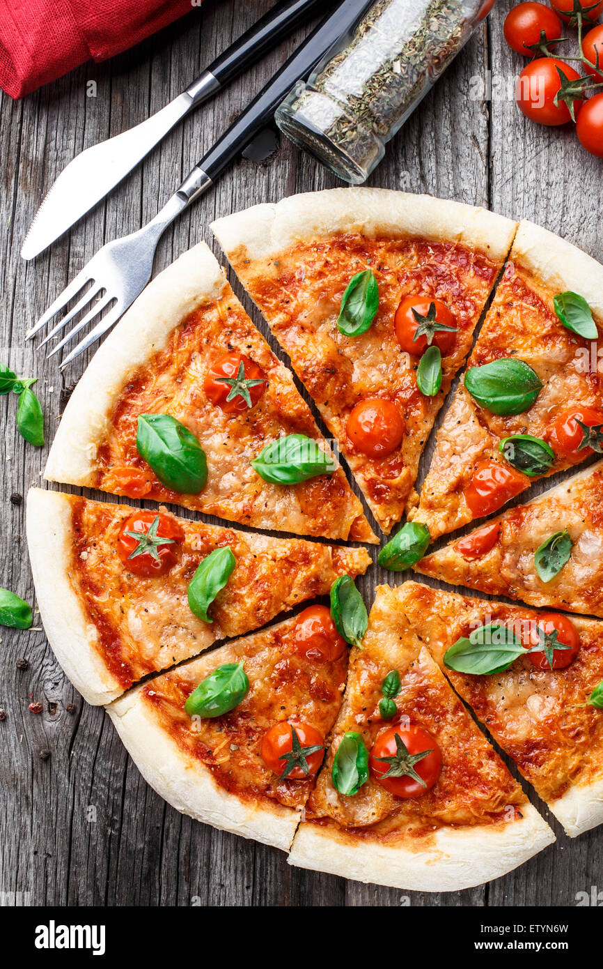 Margherita Pizza Stock Photos & Margherita Pizza Stock Images Alamy