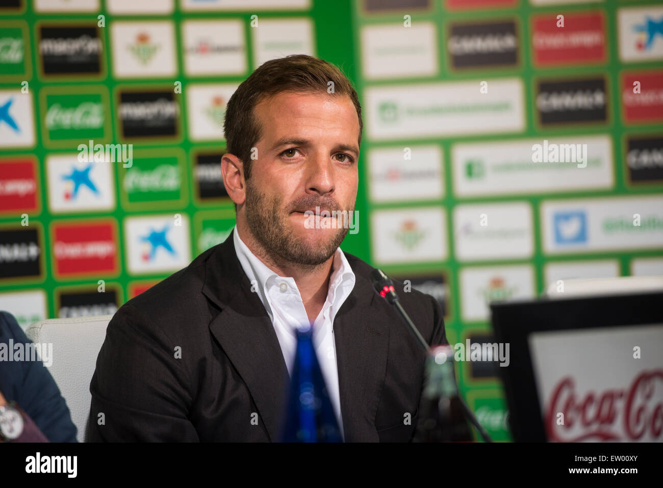 Sevilla, Andalusia, Spain. 16 June, 2015.  Rafael Van der Vaart (Netherlands), during his presentation at his new club Real Betis Balompié, belonging to the Spanish first division soccer, 2015 the 16 of june in Sevilla, Spain. Credit:  Kiko Jimenez/Alamy Live News Stock Photo