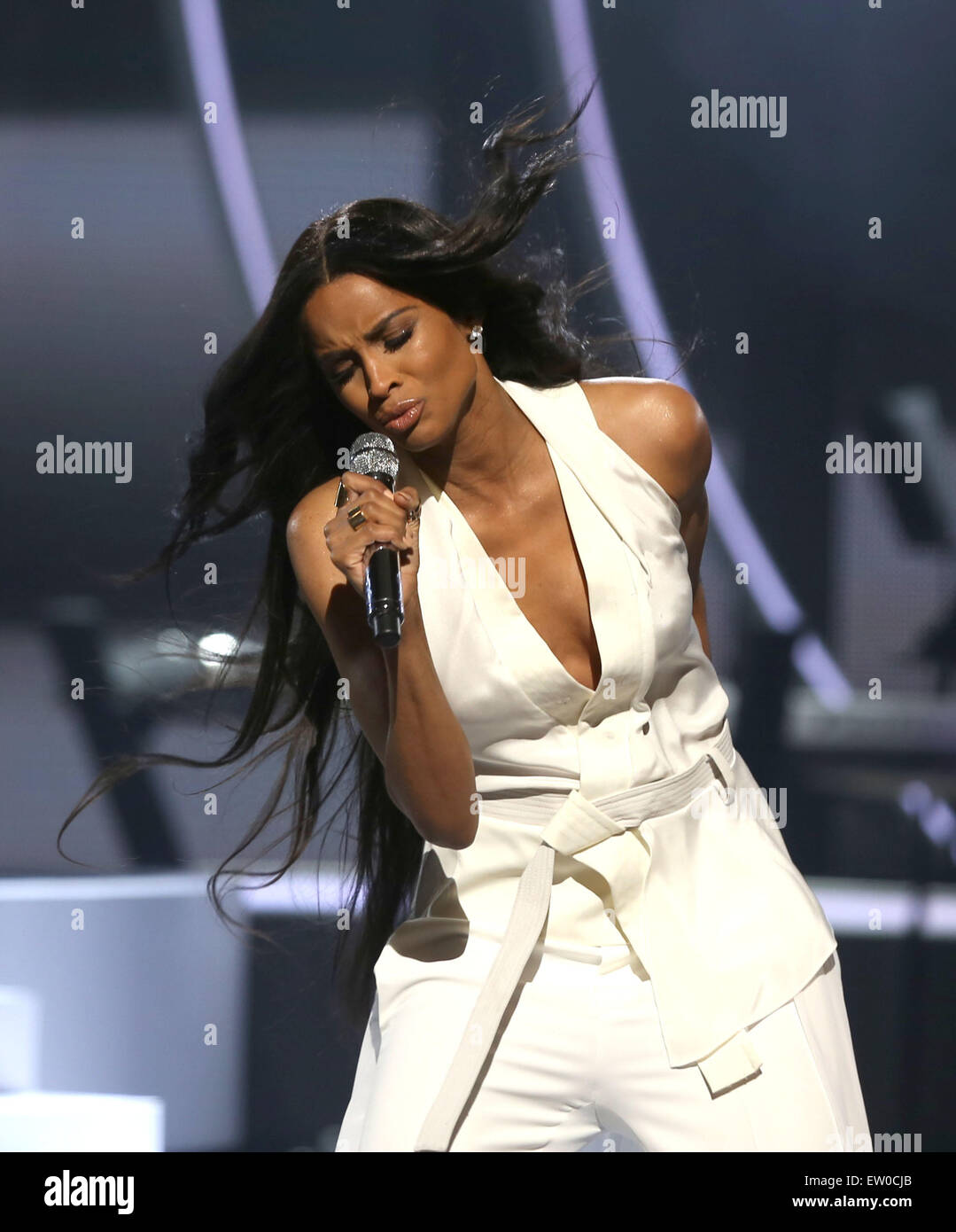 BET's 'Black Girls Rock!' red carpet event sponsored by Chevrolet held ...