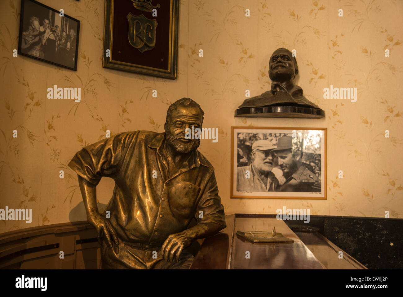 Statue of Hemingway in El Floridita Stock Photo