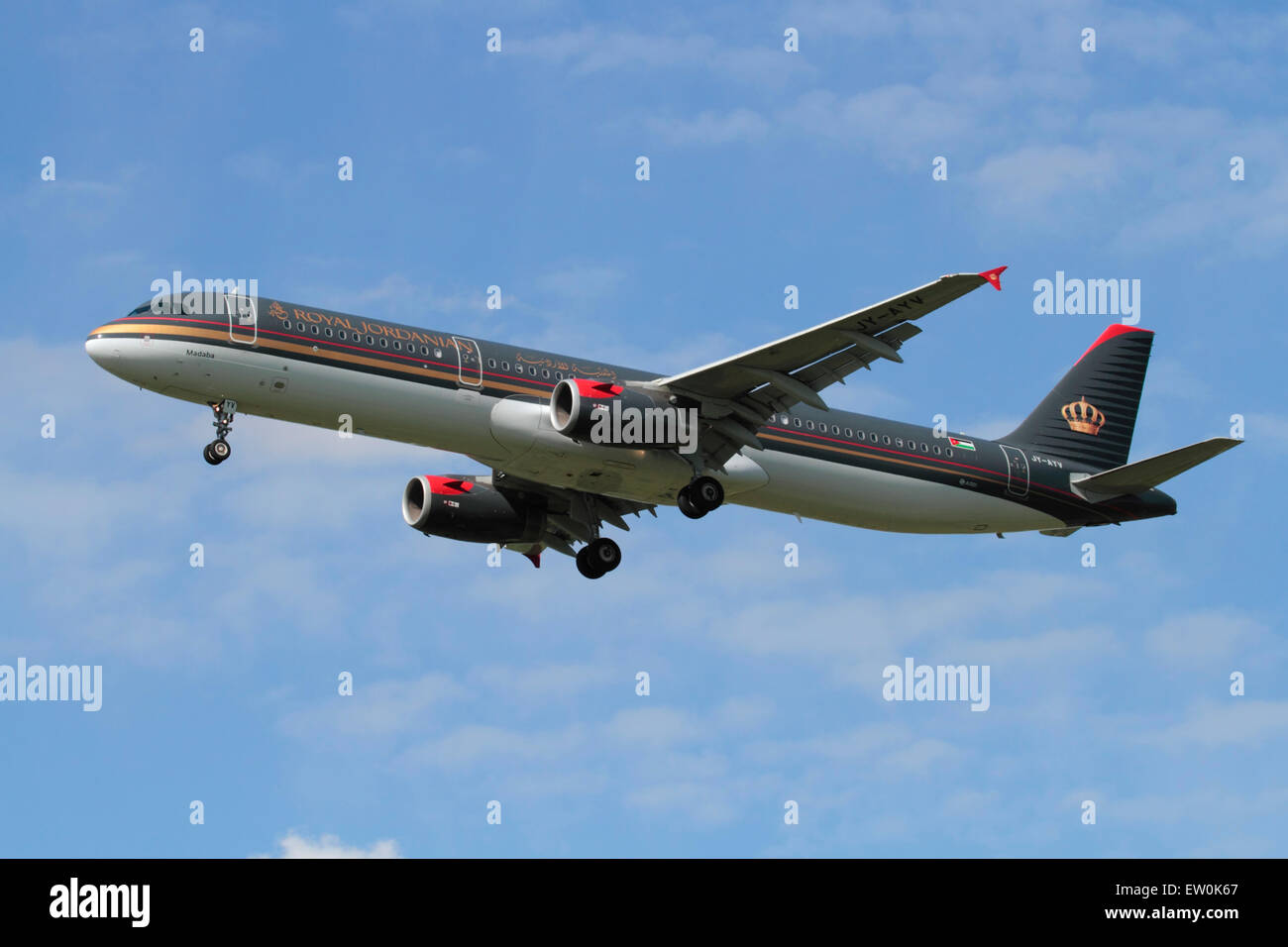 Royal Jordanian Airlines Airbus A321 commercial airliner on approach Stock Photo