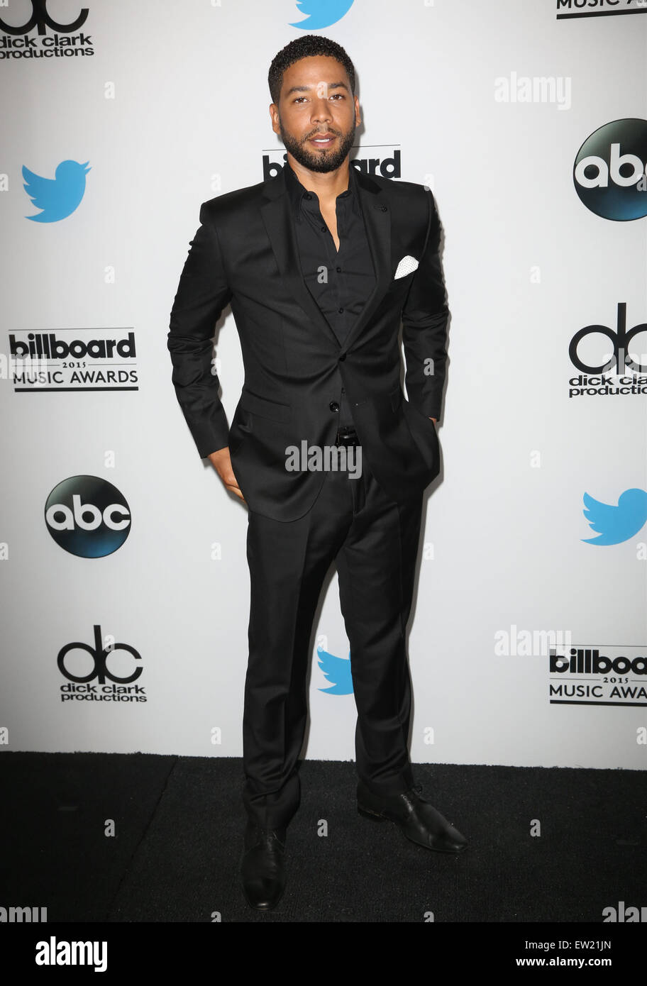 Host Chrissy Teigen and “Empire” recording artist Jussie Smollett read ...