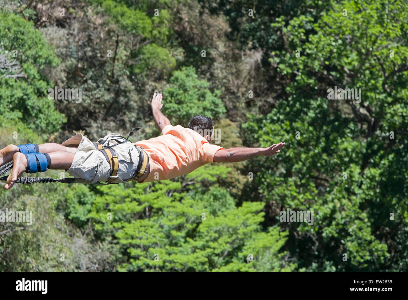 Bungee jumping costa rica hires stock photography and images Alamy