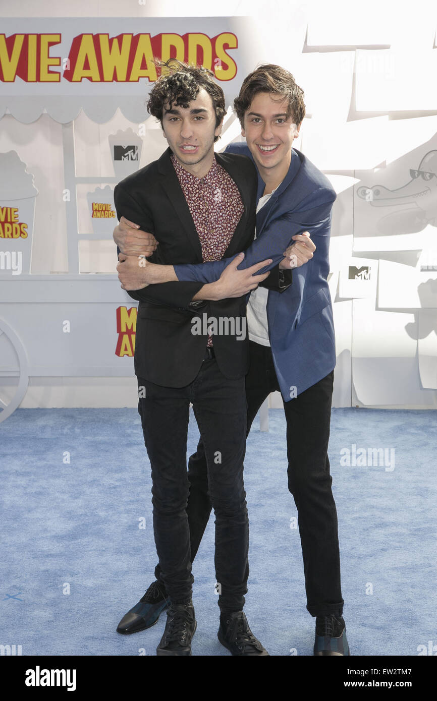 Alex Wolf And Nat Wolff Hi Res Stock Photography And Images Alamy
