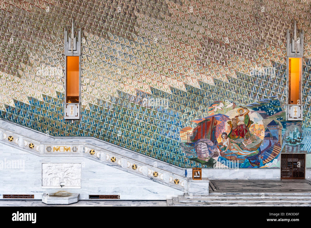 The City Hall (Radhus), Oslo, Norway. The staircase in the Grand Hall (Radhushallen) is decorated with a seagull pattern Stock Photo
