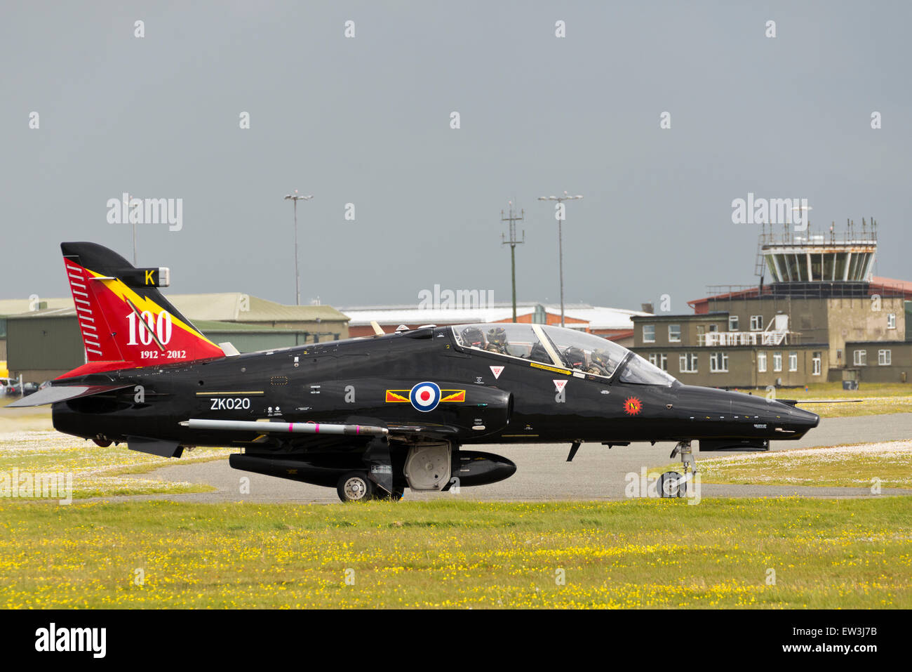 ZK020 T2 Hawk fast jet trainer Raf Valley Anglesey North Wales Uk 100yrs 1912-2012 Stock Photo