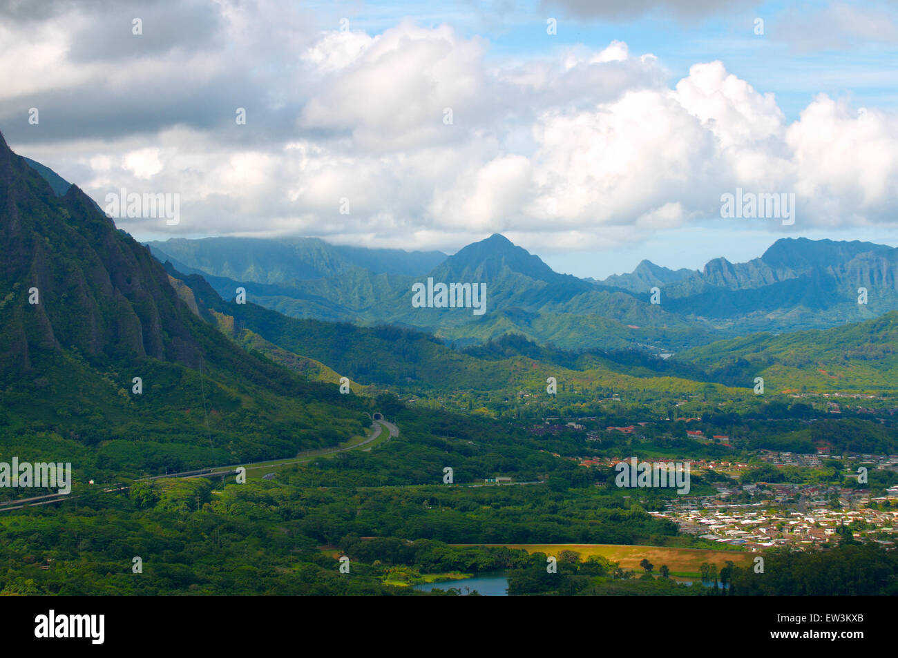 Dramatic view of Oahu's windward side from the Pali Lookout Stock Photo