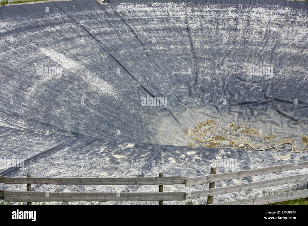 Empty reservoir hires stock photography and images Alamy