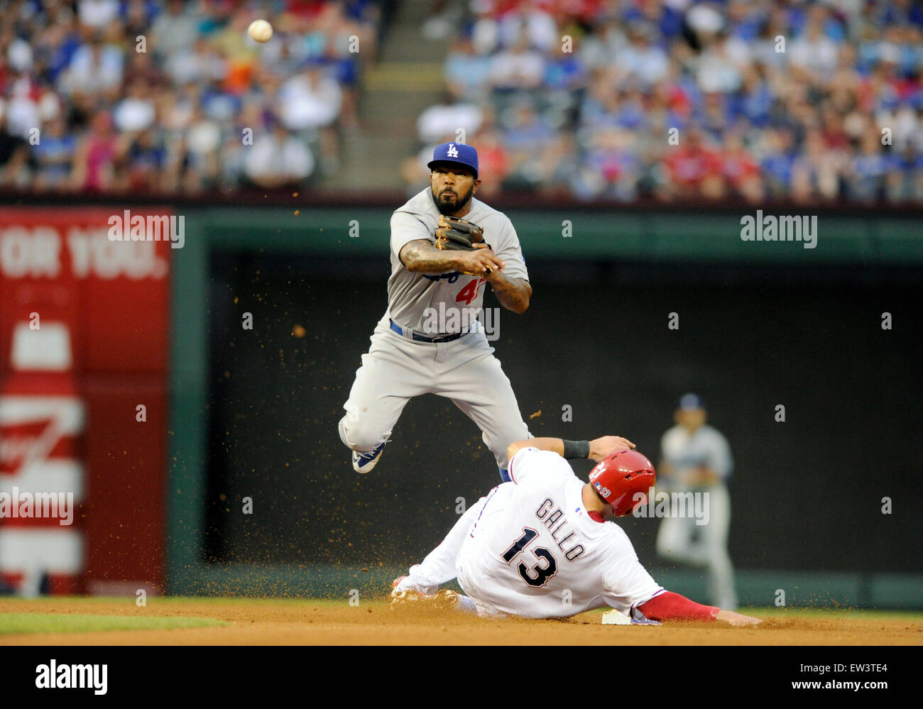Arlington, Texas, USA. 16th June, 2015. Texas Rangers third baseman ...