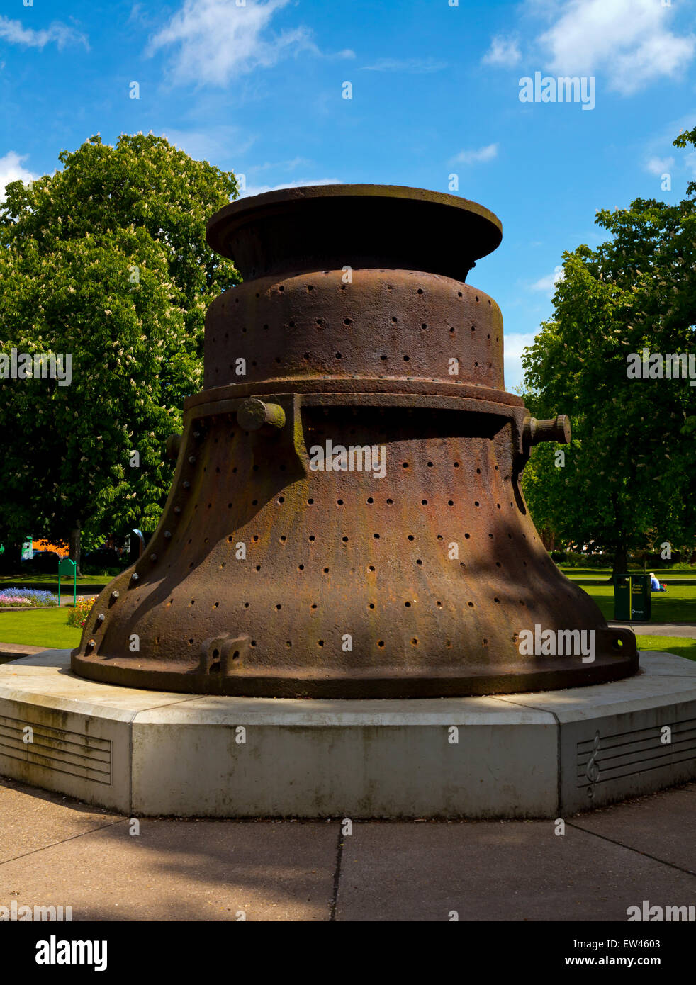 Bell casing used to cast the Great Paul Bell in St Paul's