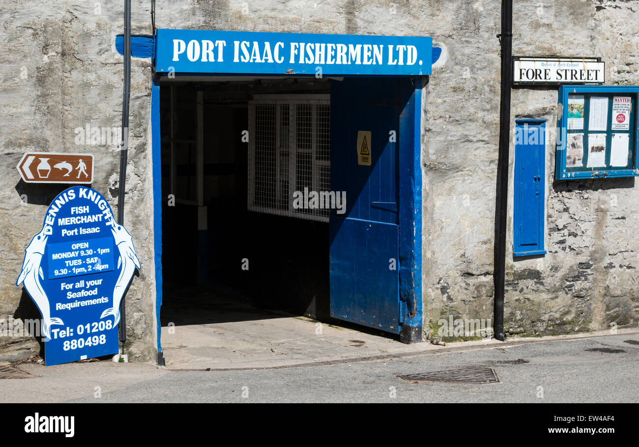 Fish market at Port Isaac in Cornwall, UK Stock Photo Alamy